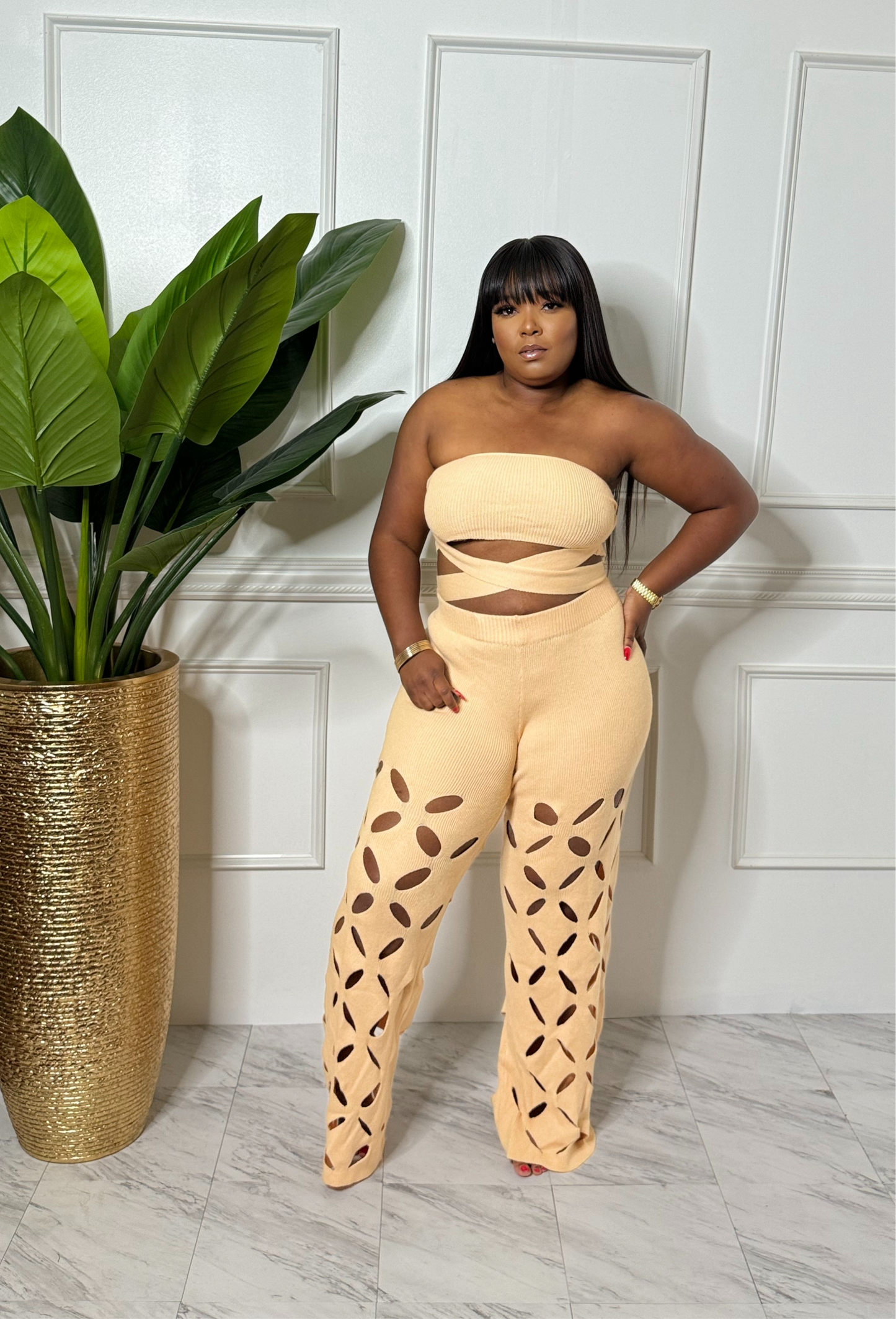 KNIT CROP TOP WITH CUT OUT DETAIL LONG PANTS