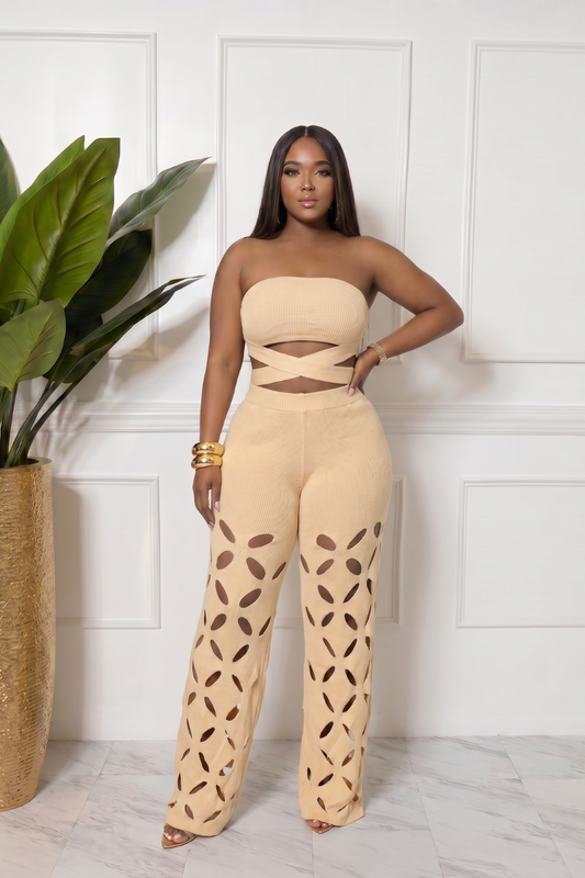 KNIT CROP TOP WITH CUT OUT DETAIL LONG PANTS