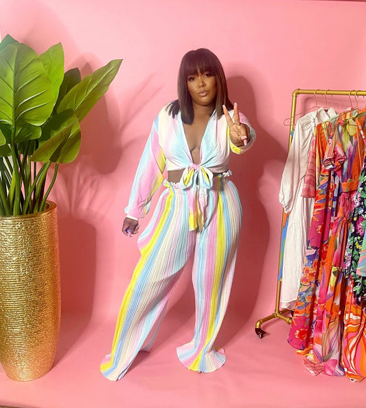 Pastel colored wide leg pants set with pleats